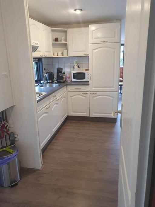 Cozy Chalet For 4 Veluwe Putten Luaran gambar