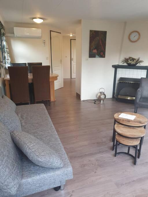 Cozy Chalet For 4 Veluwe Putten Luaran gambar